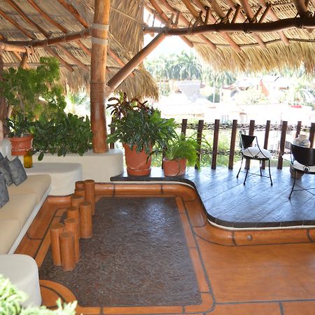La Villa Luz (Adults Only) ซีฮัวตาเนโค ภายนอก รูปภาพ